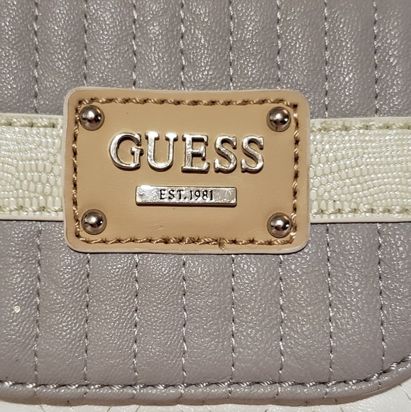 Cute Guess shoulderbag - Picture 4 of 5